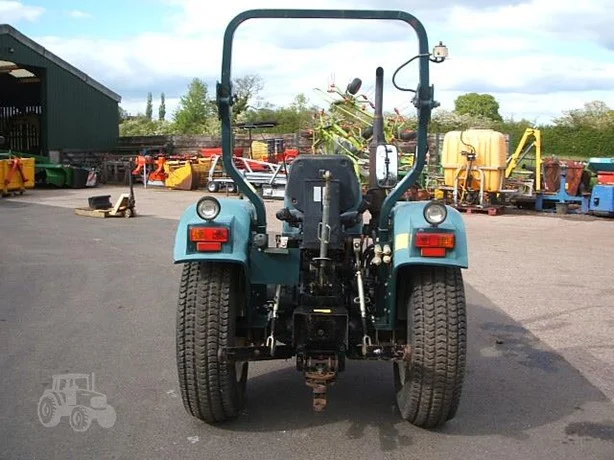 Trattore SHIRE 440 del 2012